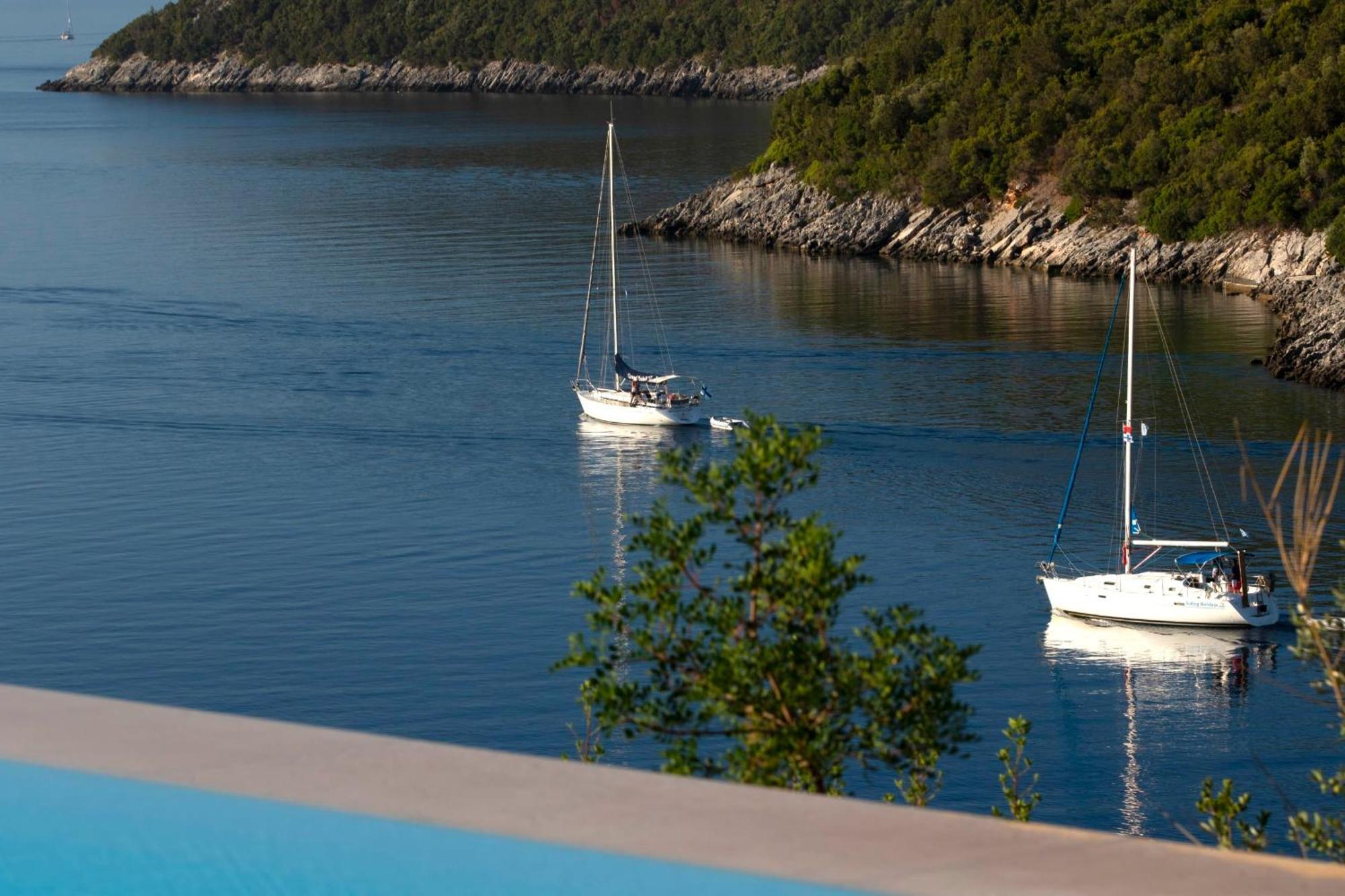 Villa Kalamos - Modern Villa In Sivota Bay With Direct Access To Sea Bagian luar foto